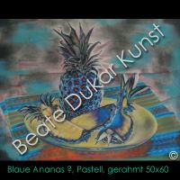 Beate Dukar Blaue Ananas